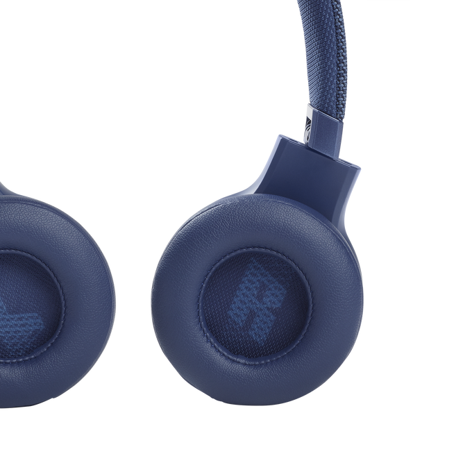 JBL Live 460NC - Blue - Wireless on-ear NC headphones - Detailshot 3 image number null
